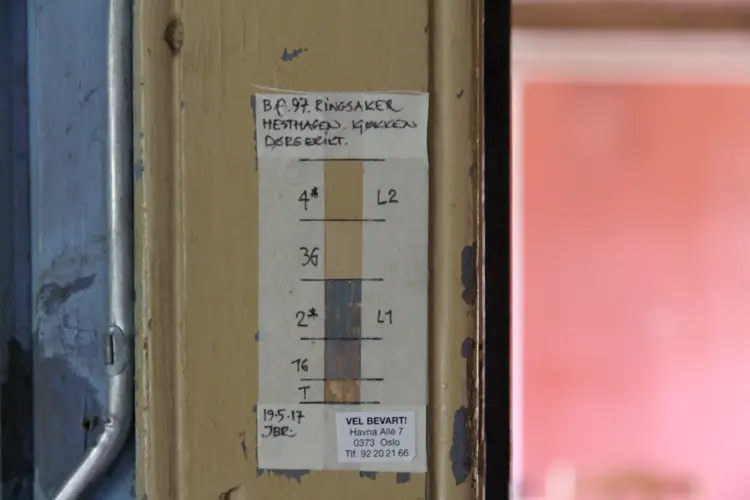 Fargetrapp-for-fargeundersoekelse.-Foto:-Bygg-og-Bevar