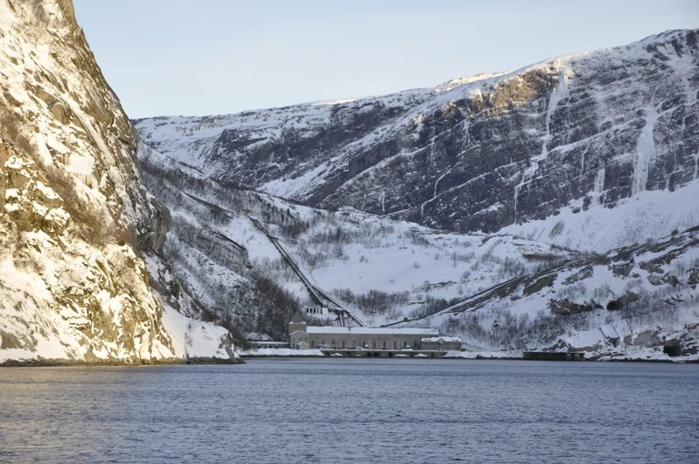 Glomfjord_kraftverk_vinter-Foto-Statkraft-scaled.jpg