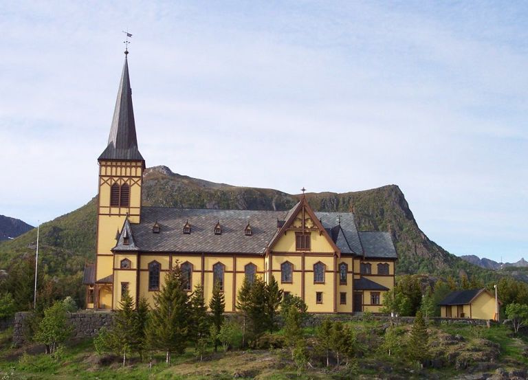 Vågan Kirke Lofoten
