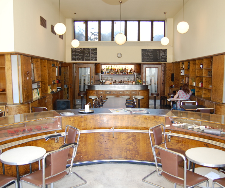 Bien Bar Desk