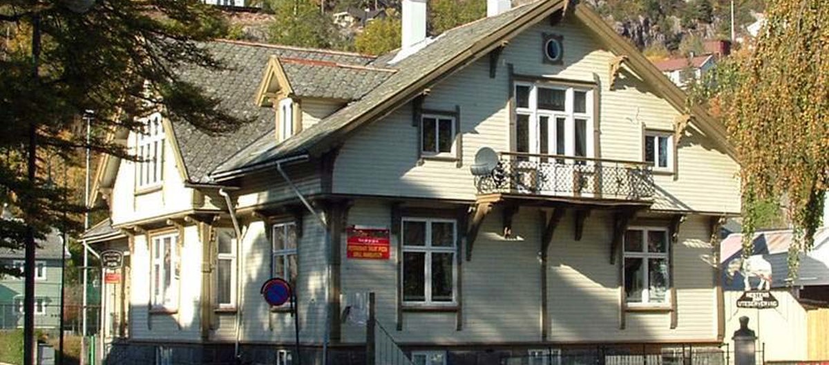 Dragestil i Brogata. Foto: Ivar Ole Iversen, Byggeskikksenteret i Flekkefjord