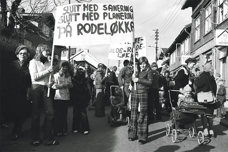 Demonstrasjonstog i 1974 for bevaring av Rodeløkka, Arild Normanns fotodokumentasjon Rødeløkka vel