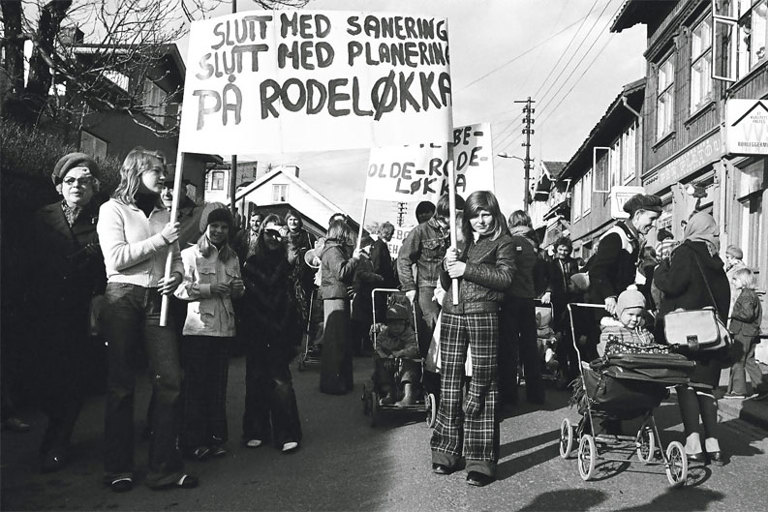 Demonstrasjonstog i 1974 for bevaring av Rodeløkka, Arild Normanns fotodokumentasjon Rødeløkka vel