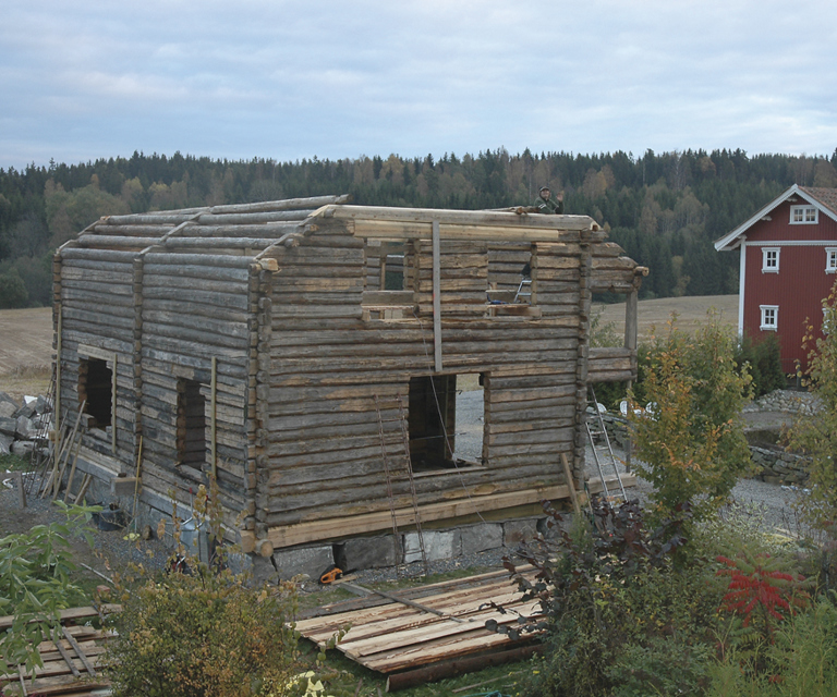 Tømmerkjernen er nesten oppe oktober 2007. Foto: Norske Hjem