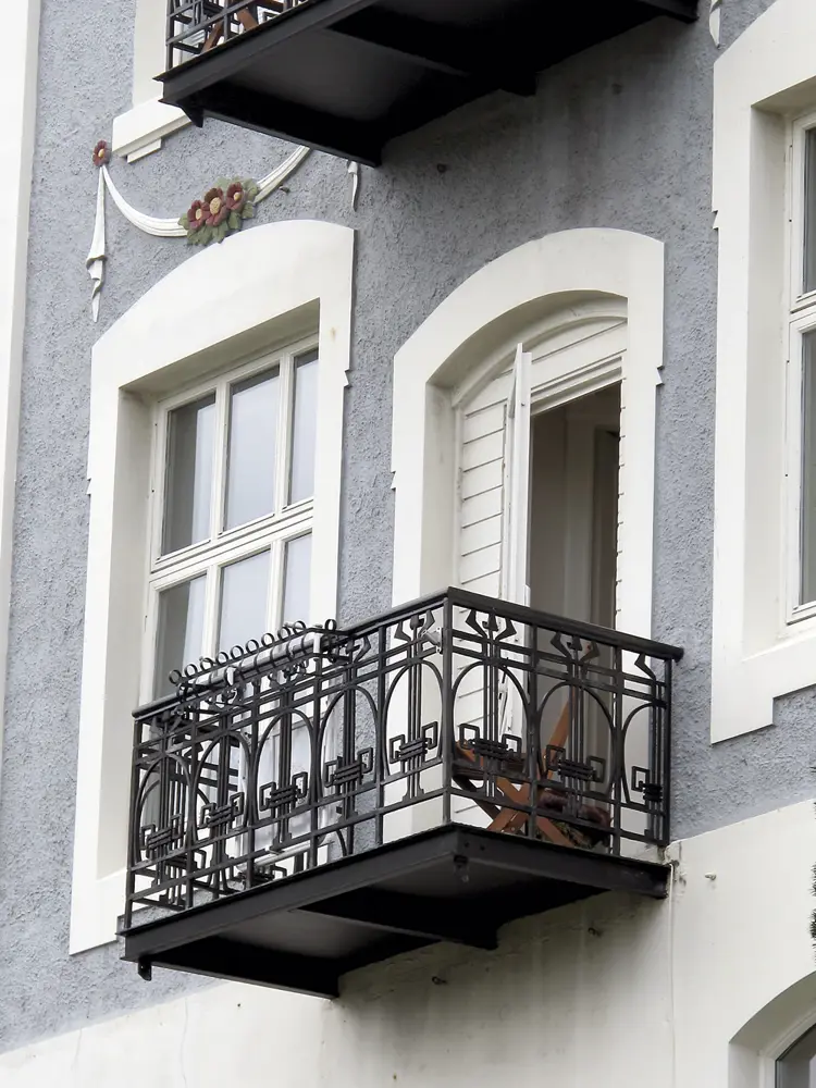 jugenstilveranda i smijern fra 1905 Ålesund