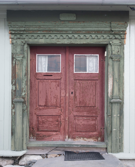 Skansveien-8,-Roeros.-Foer-maling-Foto:_Hulda_Blix