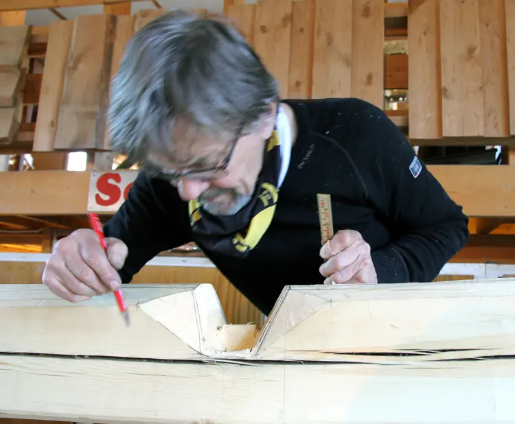 Laftedings Blyant Og Tommestokk