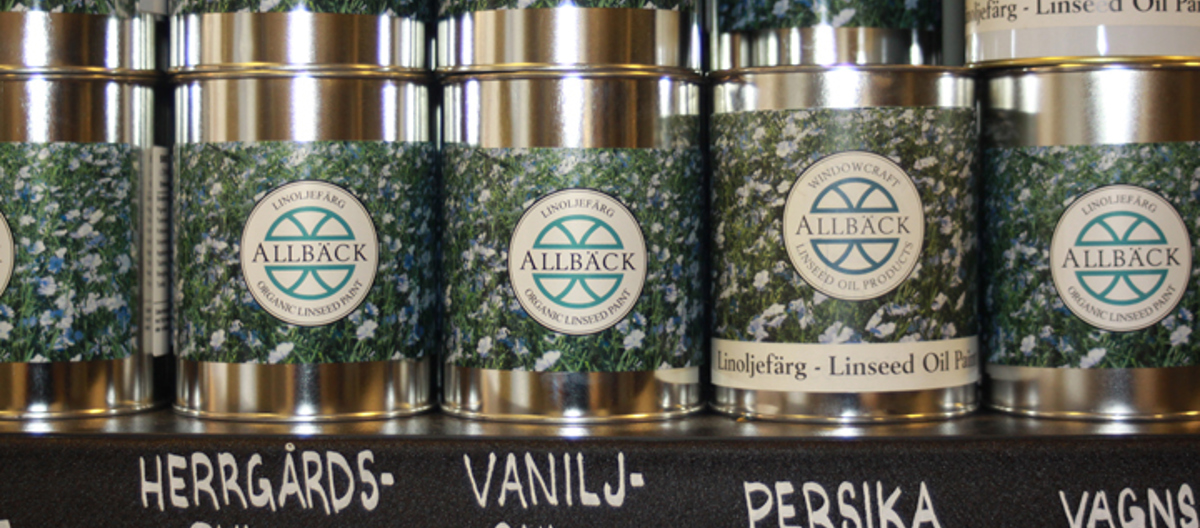 Linoljemaling i klassiske farger hos MOLO AS. Foto: CEWG