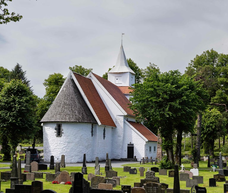Fjaere-kirke-i-Grimstad-kommune-Foto-Bygg-og-Bevar