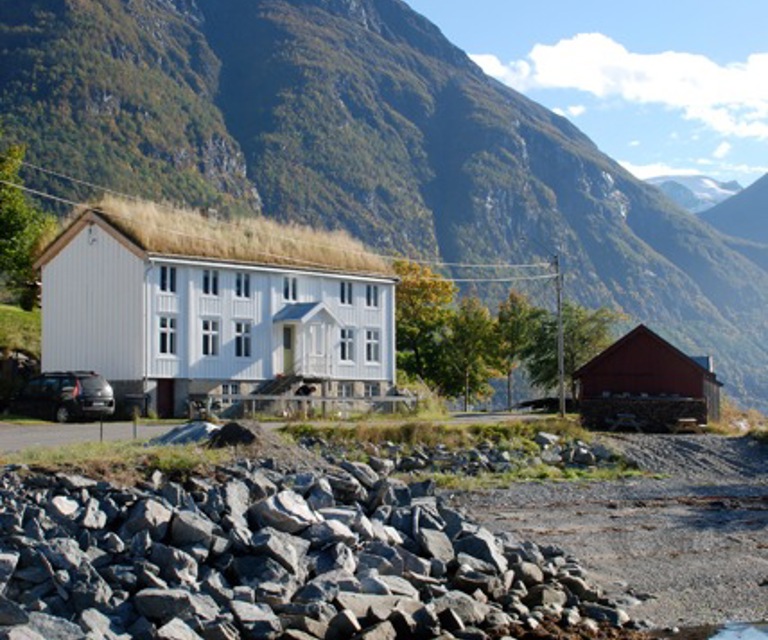 Naustbukta i Sundal kommune. Foto: Ragnhild Dietrichson
