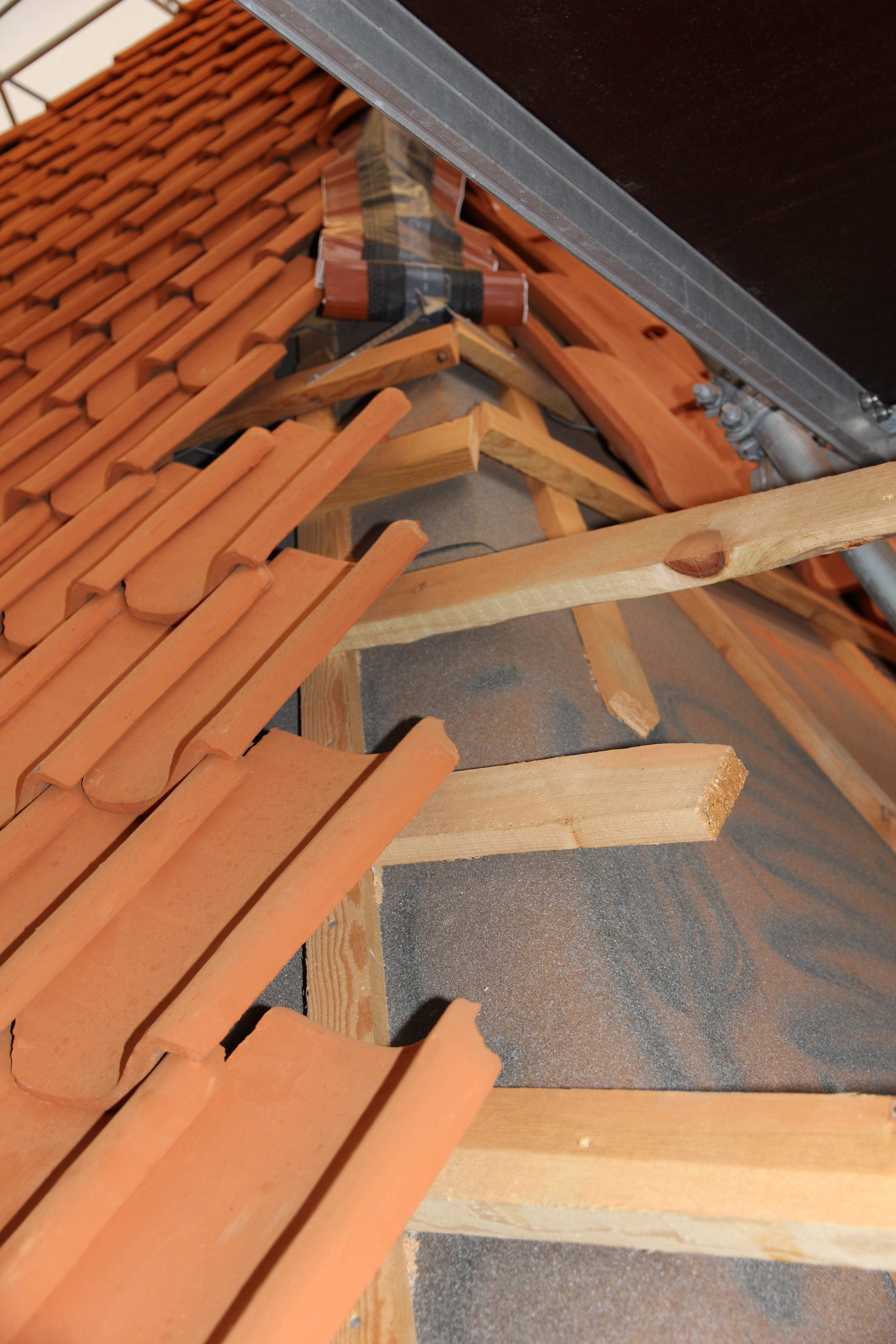 Bellegården Nytt Tak Legges Foto Christer Stenby