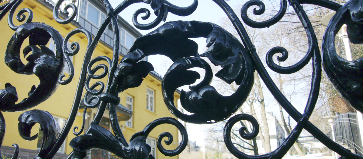 Detalj av port i Fredrik Stangsgate på Frogner i Oslo. Foto: Karen Bjerke