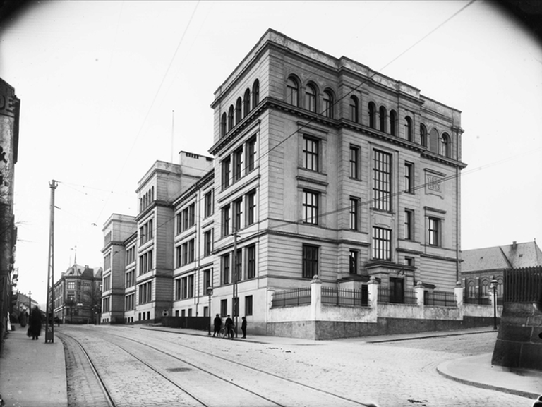 Uranienborg skole 1913.jpg