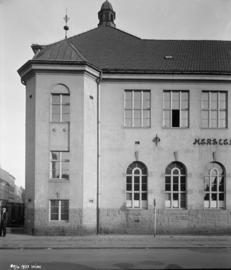 Hersleb skole 1933 Wilse Teknisk museum.jpg