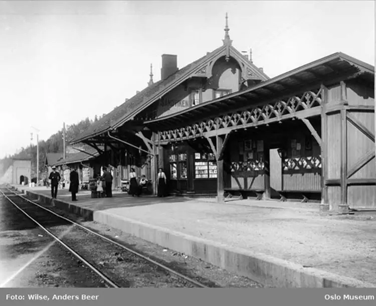 Gammel stasjonsbygningen Foto Anders Beer Wilse Oslo museum