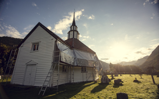 Stordal gamle kyrkje