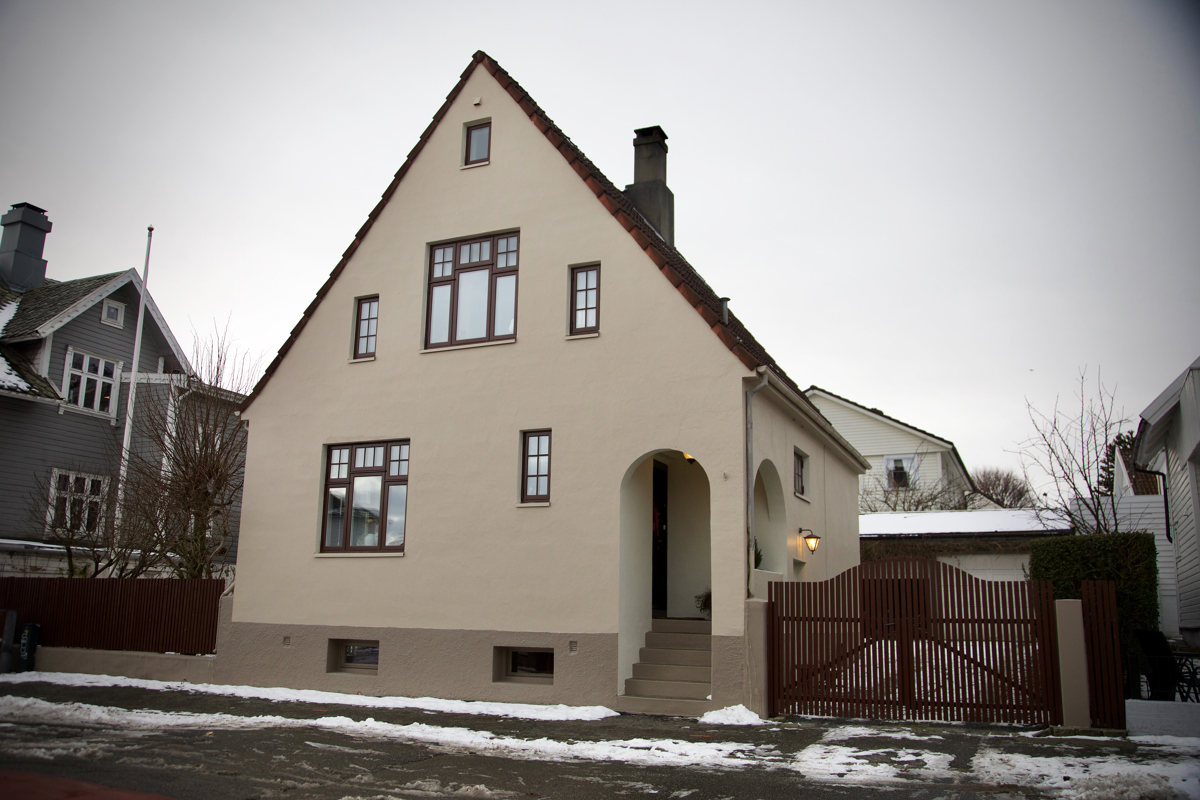 Huset i jugendstil er nå tilbakeført til sånn det så ut da det ble bygget i 1915. Nå stemmer alt. Foto: Lise Bjelland