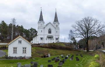 Restaurering av Frydendalkirke i Risør. Fotograf: Marlen Langeland Hagen